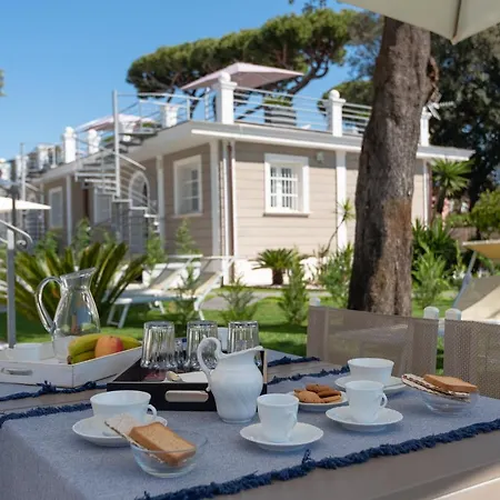 Lido Luxury