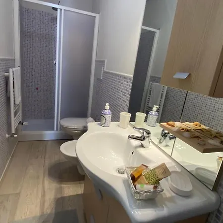 Lido Luxury *