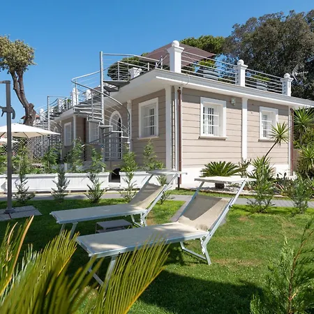 Lido Luxury * Lido di Camaiore